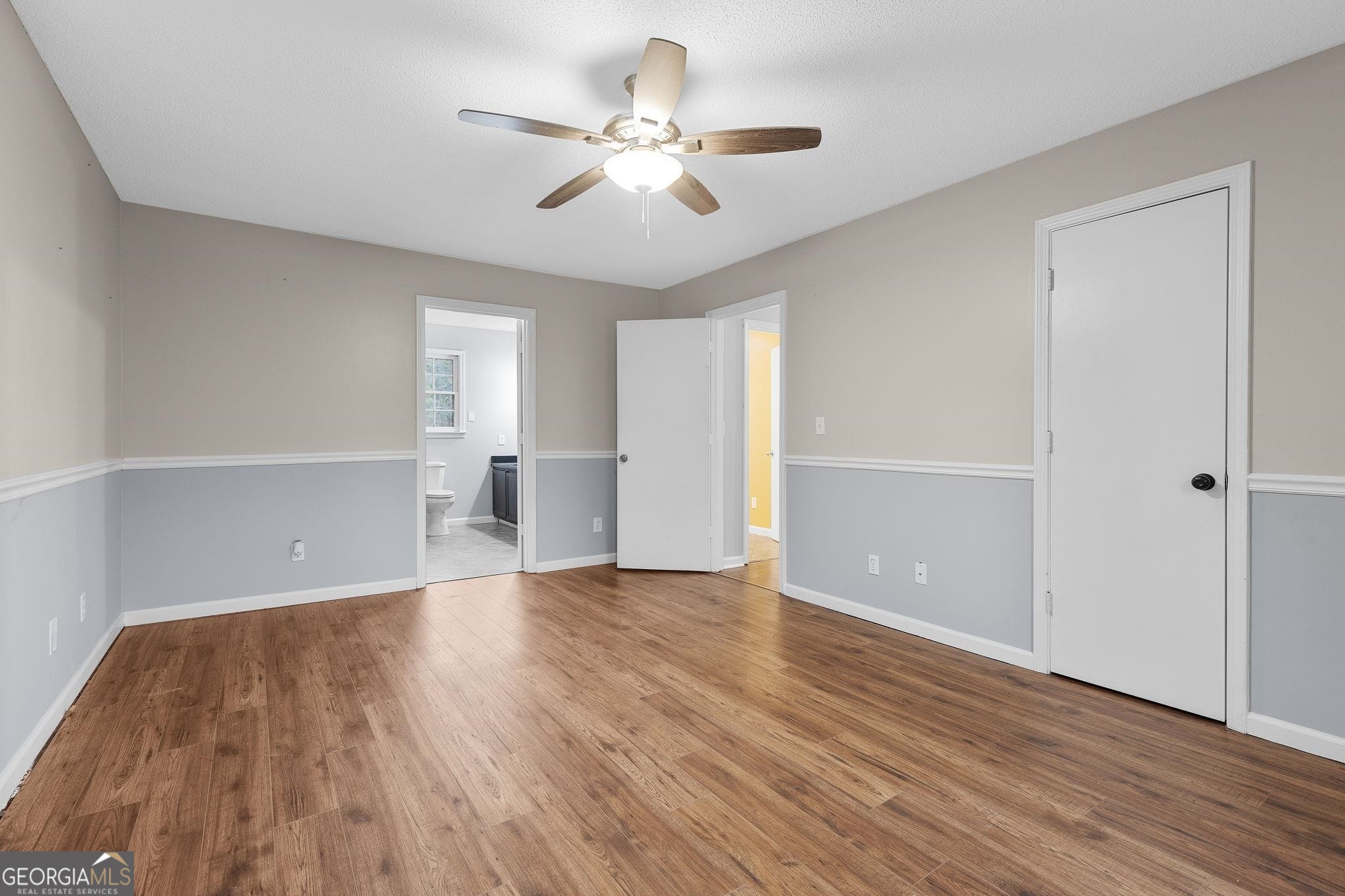 1837 Huntcliff Way Property Photo 19