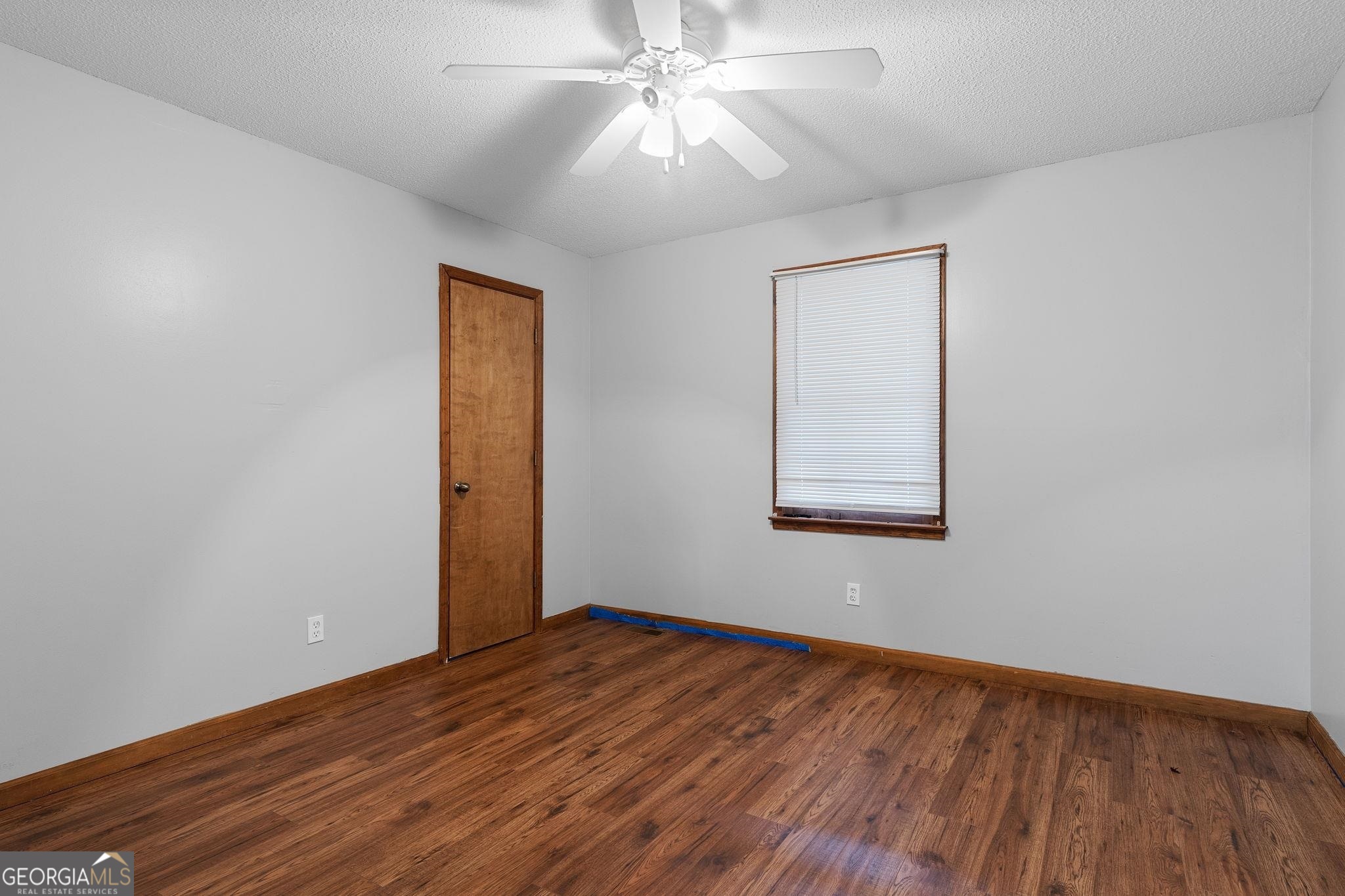 1837 Huntcliff Way Property Photo 23
