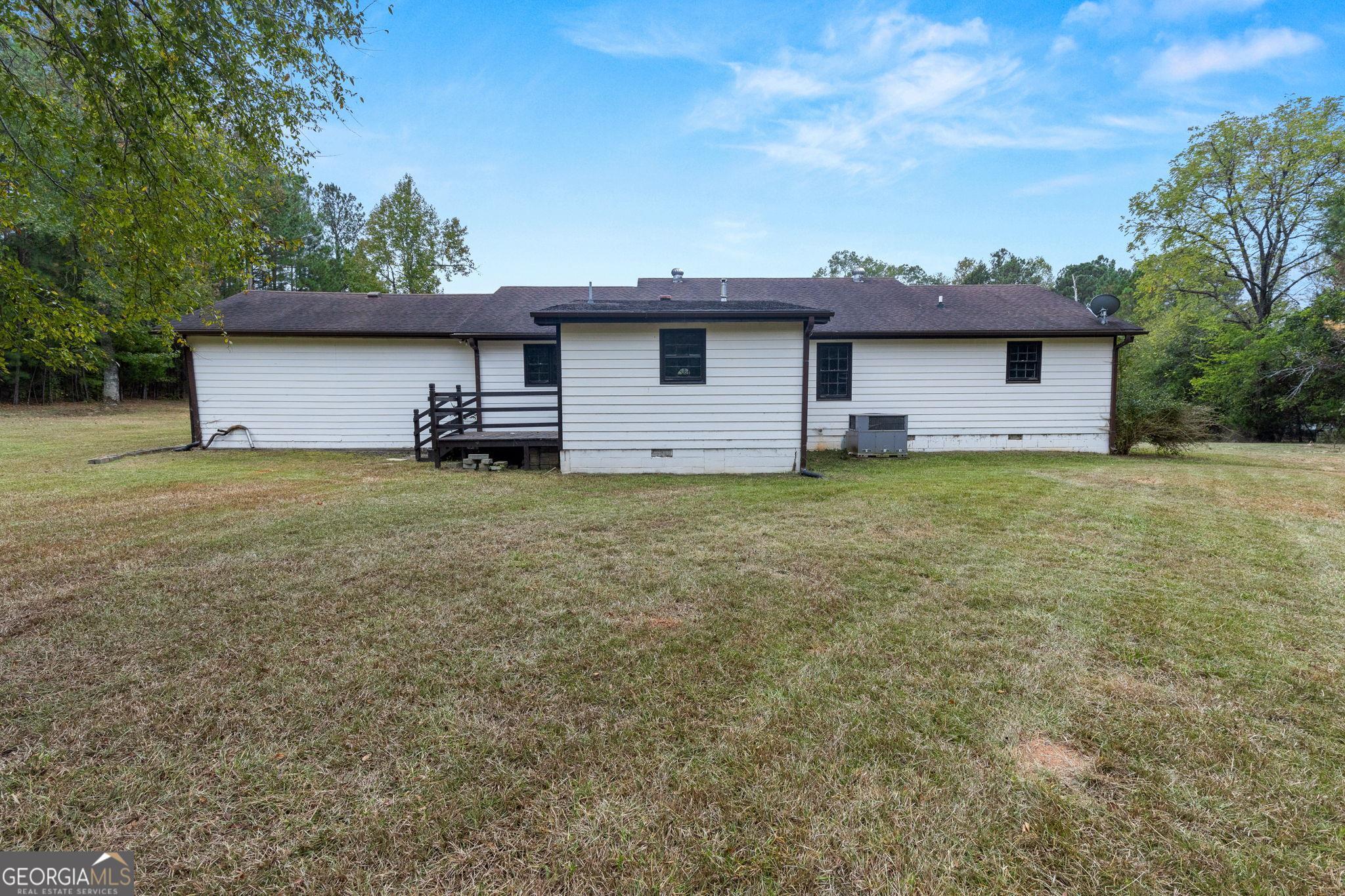 1837 Huntcliff Way Property Photo 32