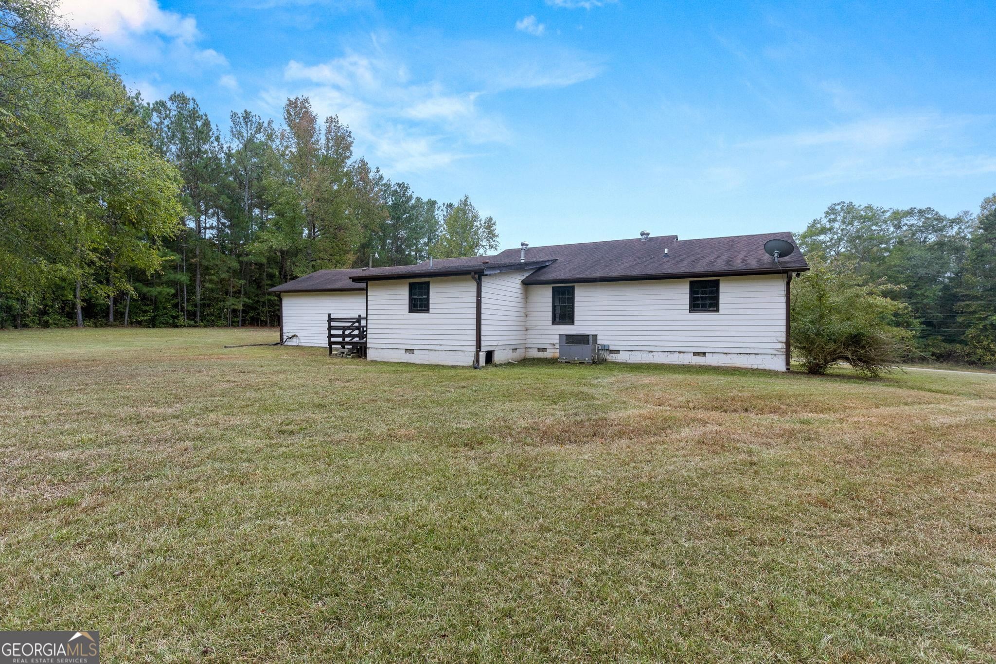 1837 Huntcliff Way Property Photo 33