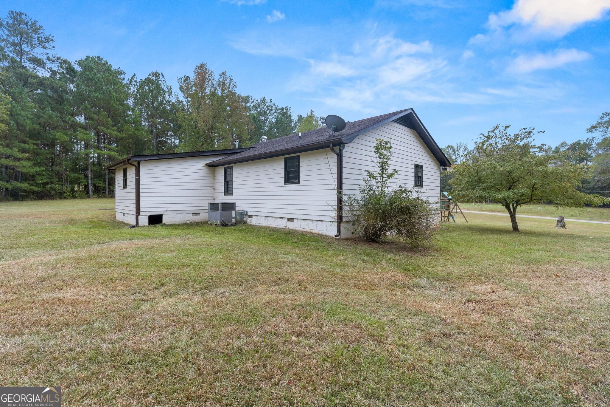 1837 Huntcliff Way Property Photo 34
