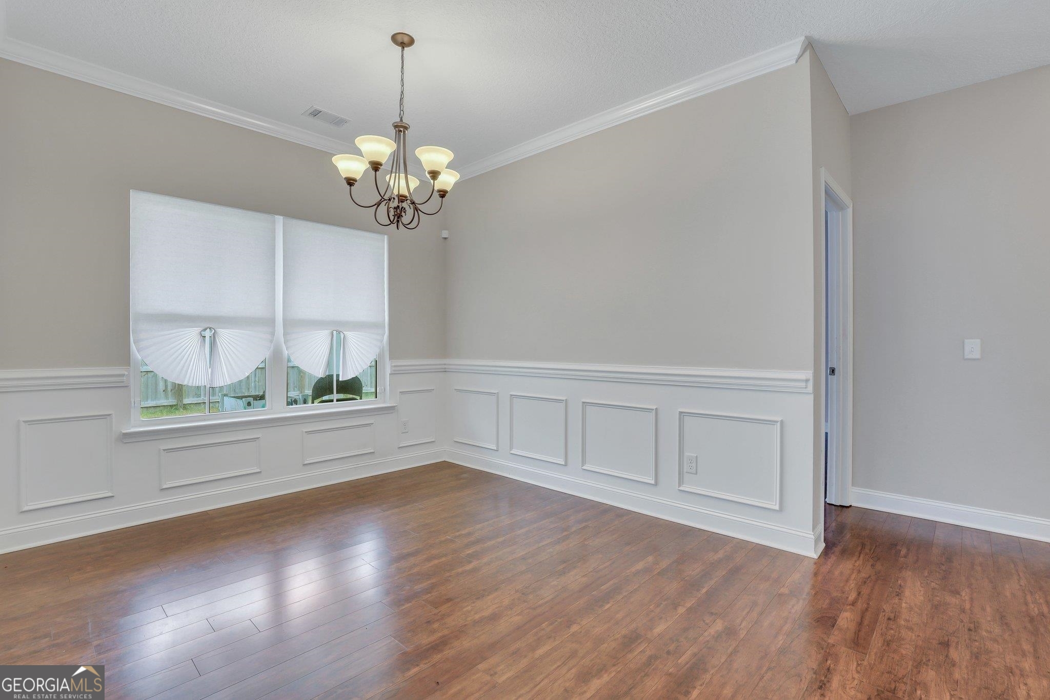 106 Thorp Circle Property Photo 13