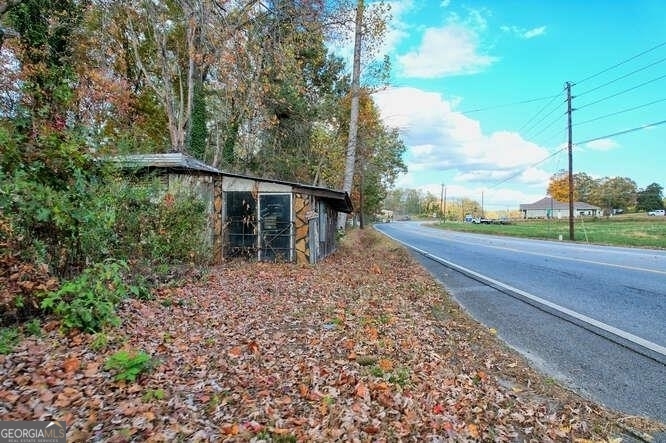 1221 Historic Hwy 441 N Property Photo 1