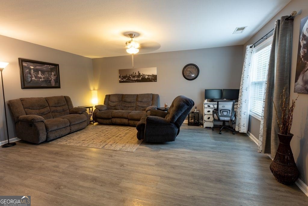 12 Angela Lane Property Photo 8