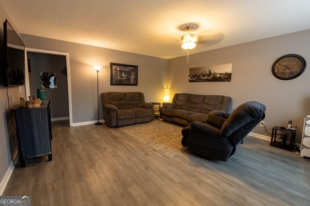 12 Angela Lane Property Photo 9