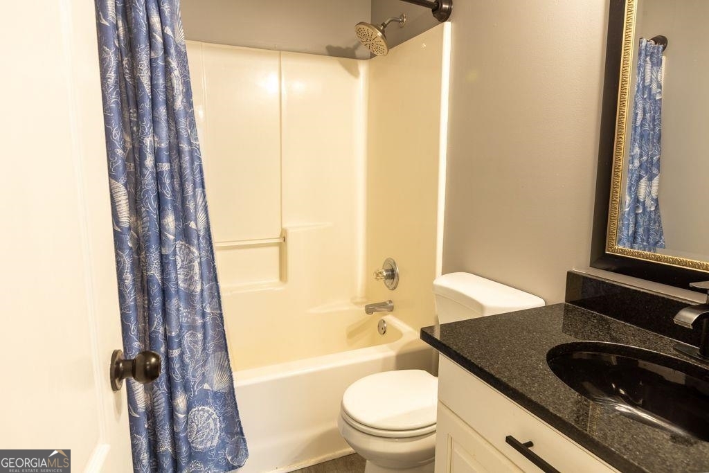 12 Angela Lane Property Photo 14