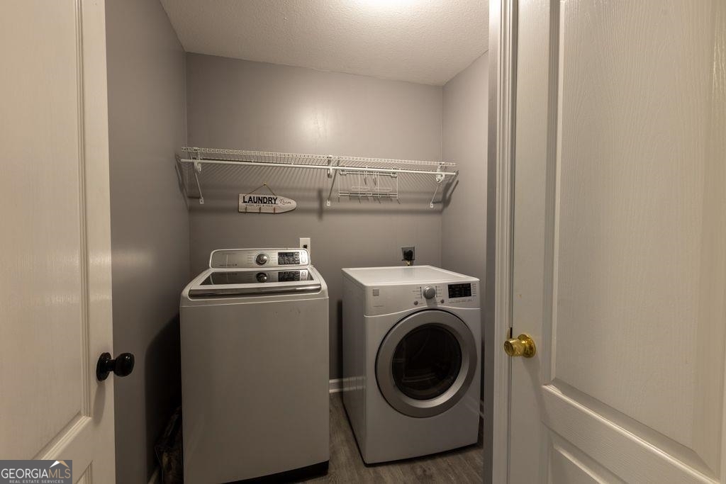 12 Angela Lane Property Photo 18