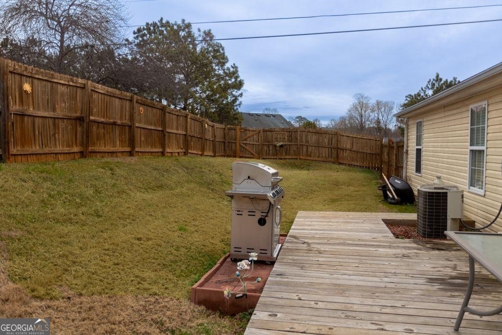 12 Angela Lane Property Photo 25