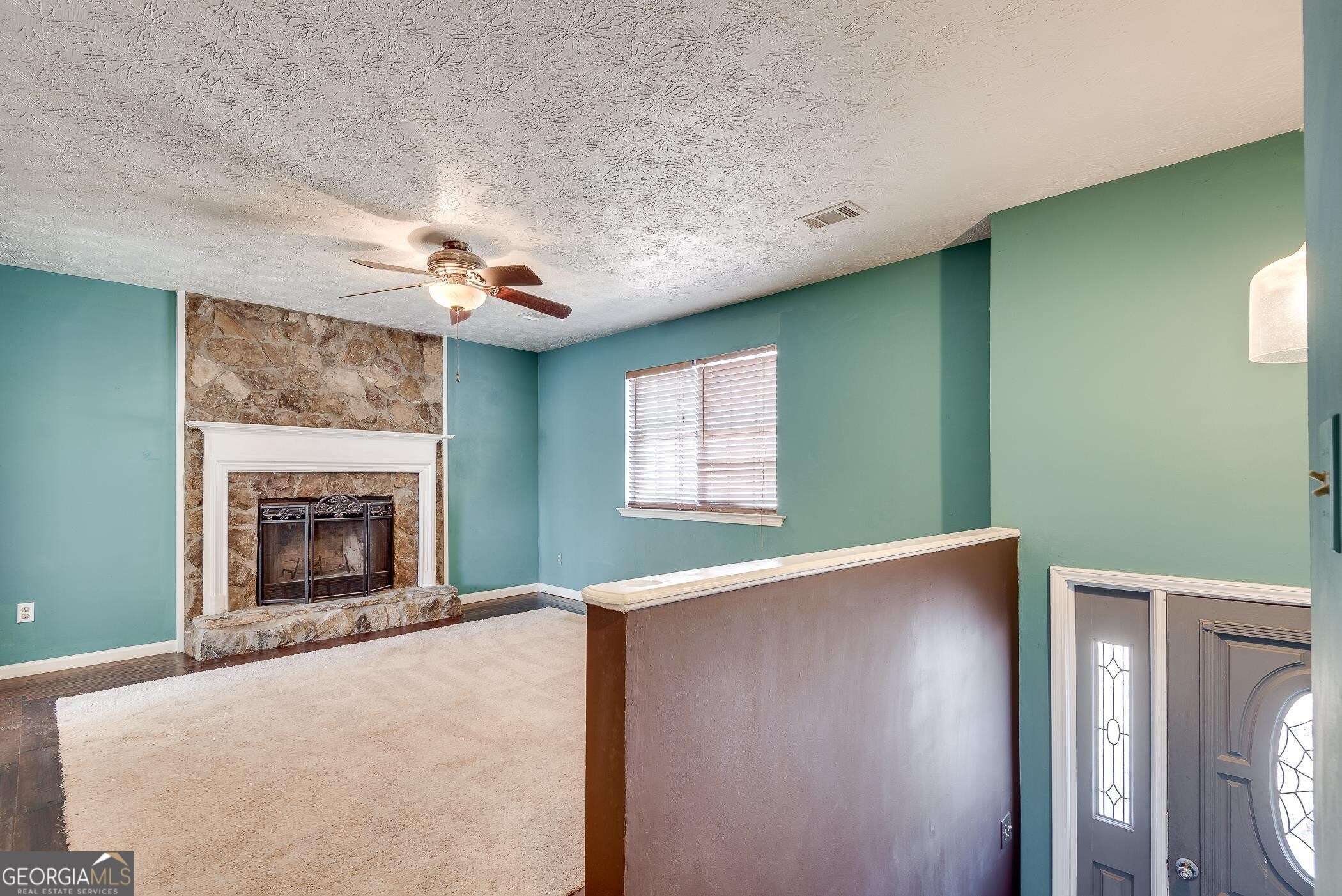 90 East Country Woods Drive Property Photo 6
