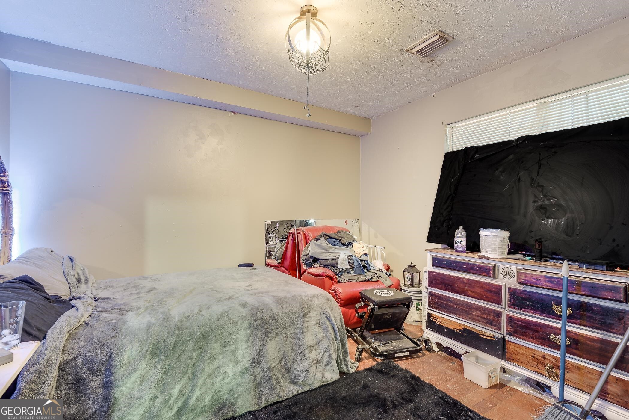 90 East Country Woods Drive Property Photo 17