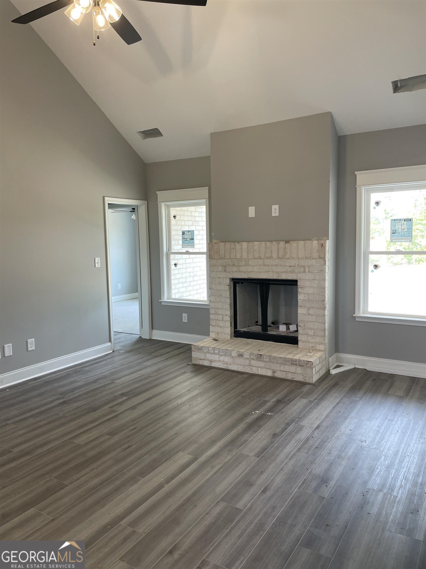 504 Capers Lane Property Photo 3