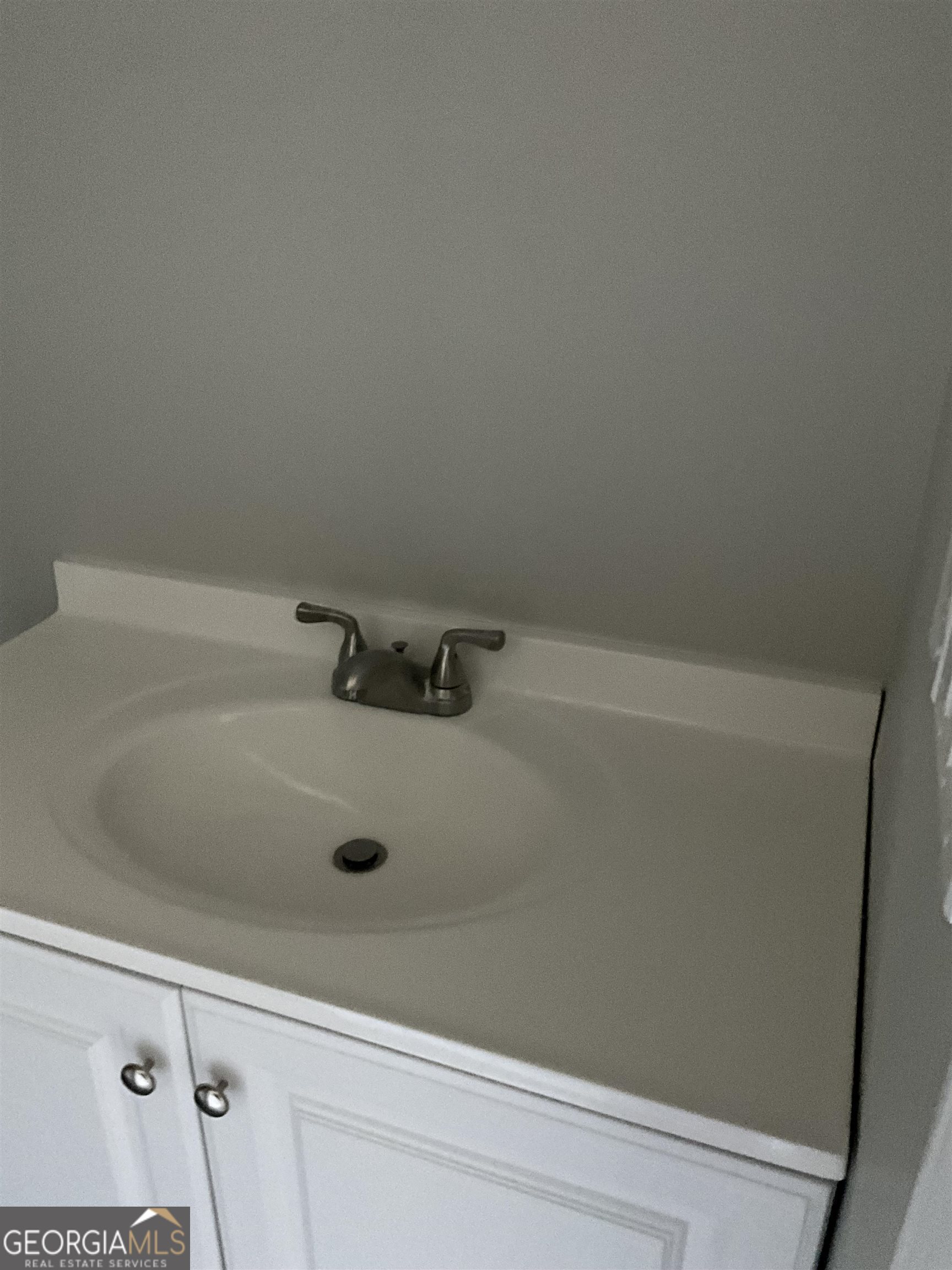 320 Adams Avenue Property Photo 12