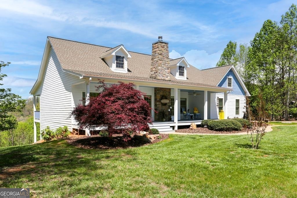 935 White Oak Drive Property Photo
