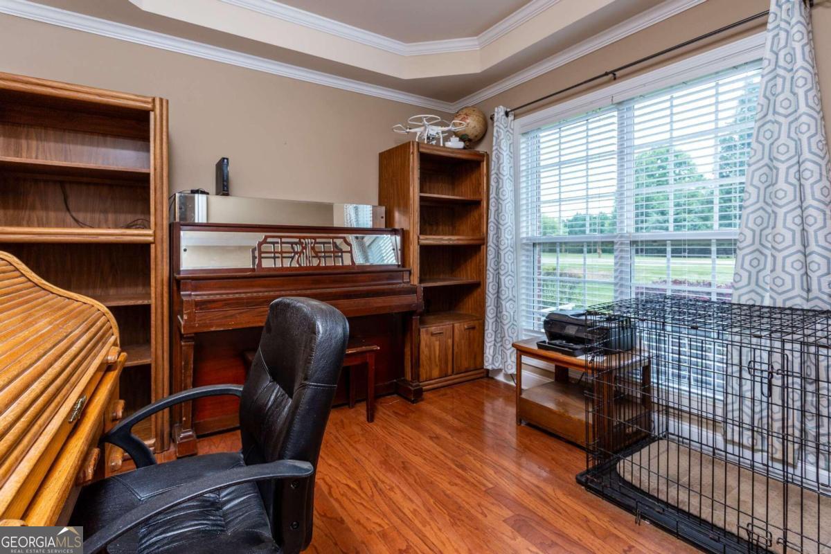 1081 Ruby Way Property Photo 6