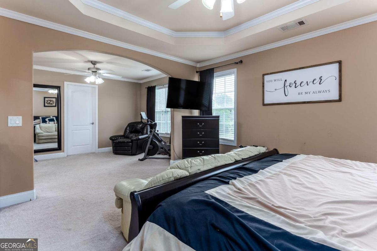 1081 Ruby Way Property Photo 20