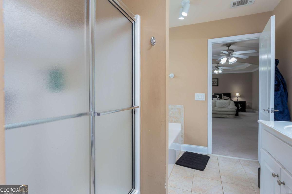 1081 Ruby Way Property Photo 22