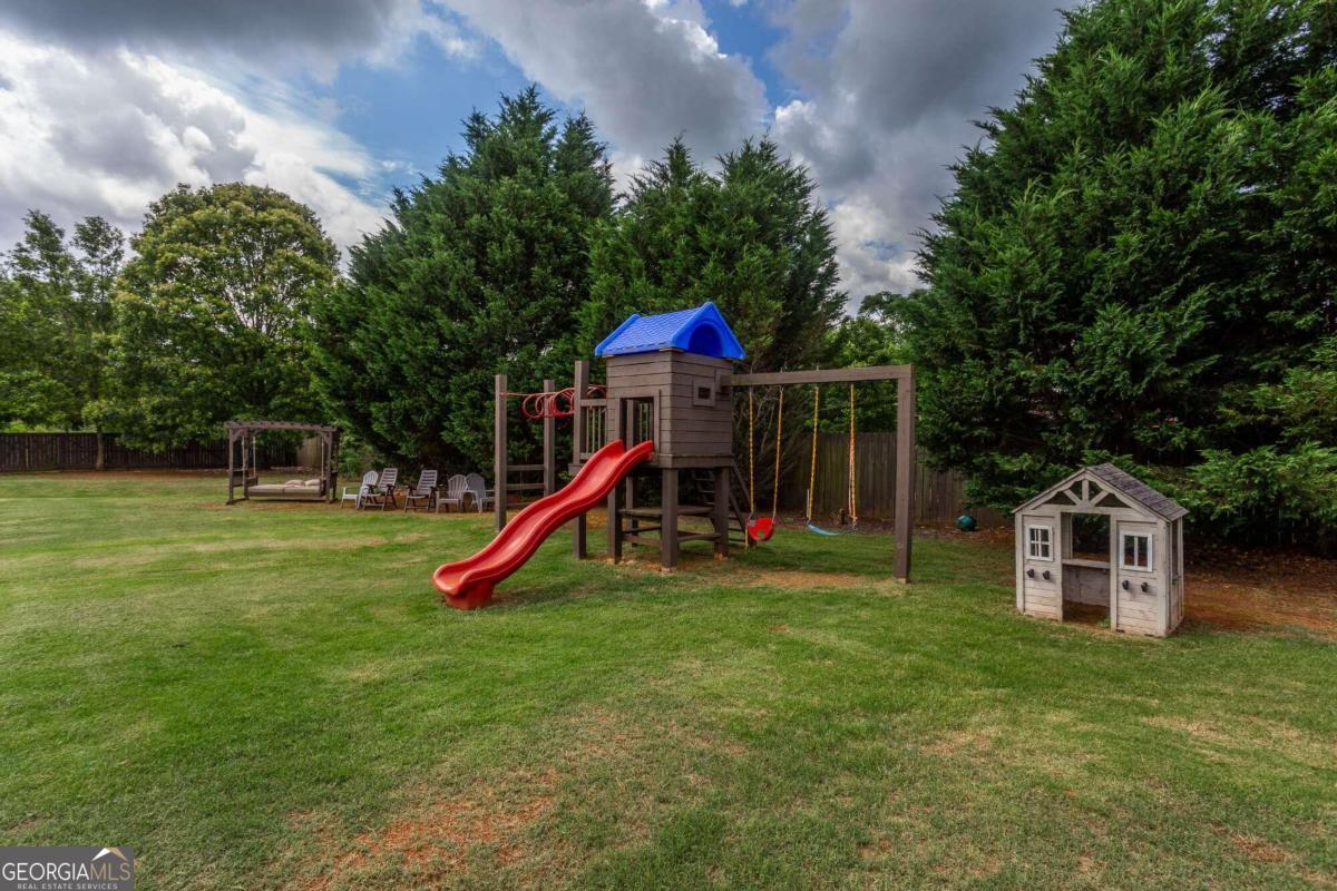 1081 Ruby Way Property Photo 25