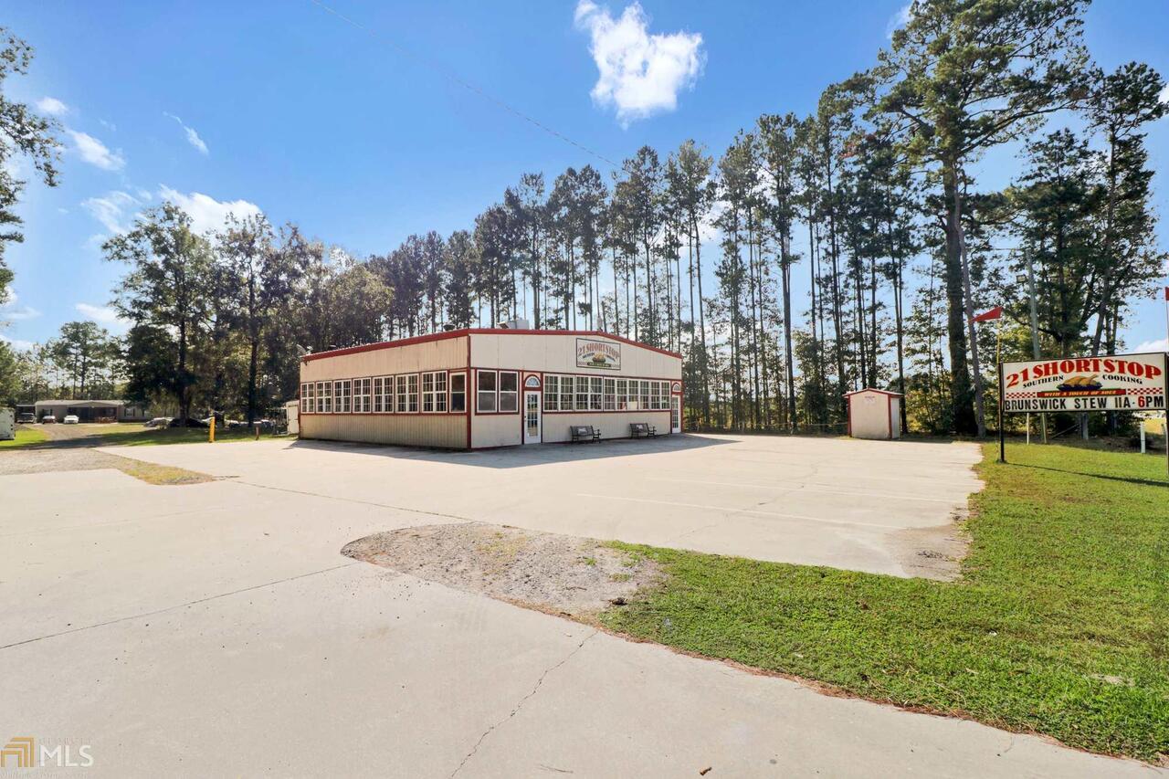 7960 Ga Highway 21 Property Photo 9
