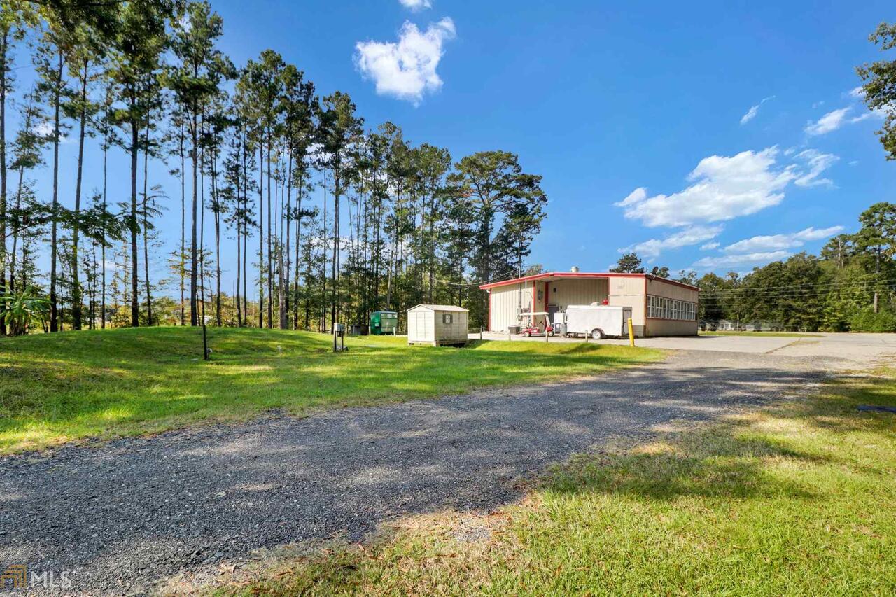 7960 Ga Highway 21 Property Photo 11