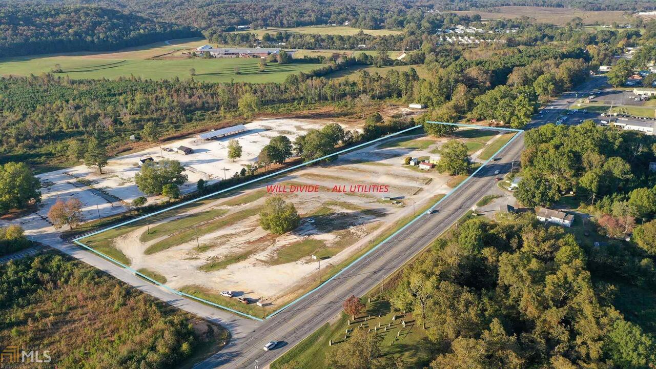 12071 Highway 27 Property Photo 1