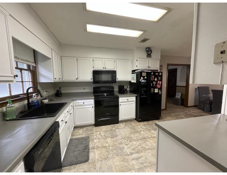 6535 Fir Street Property Photo 7