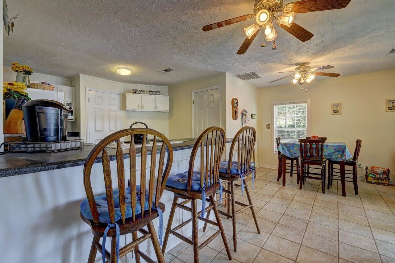 249 Lakeshore Drive Property Photo 24