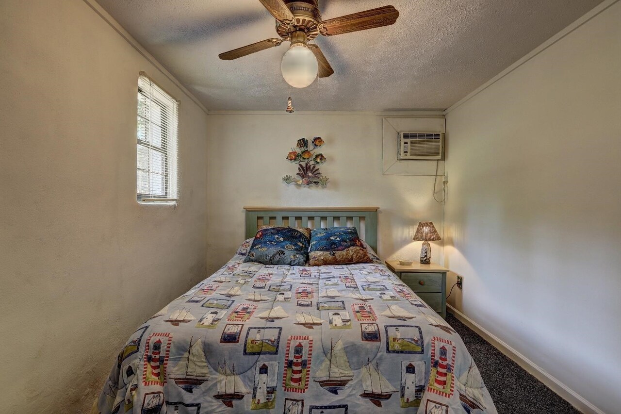 249 Lakeshore Drive Property Photo 29