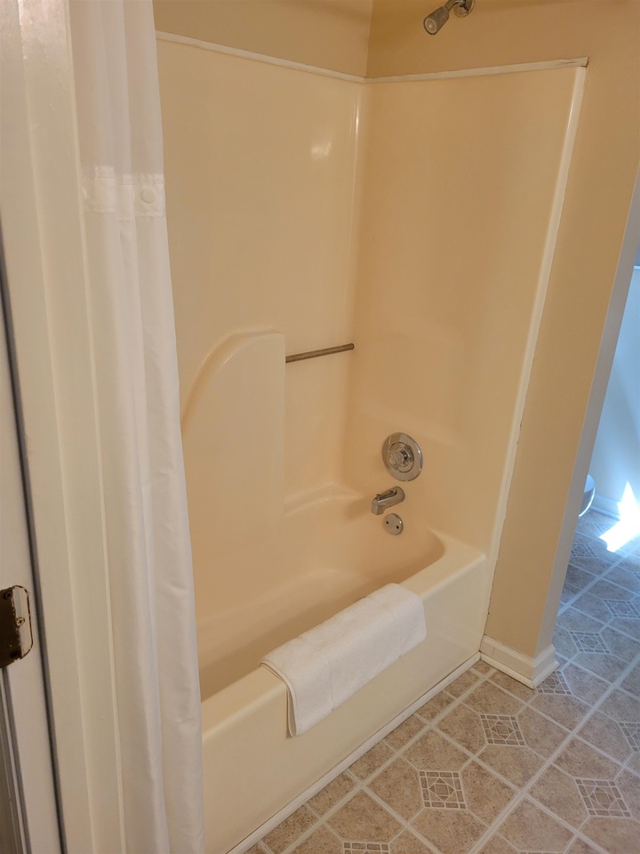 1356 Velvet Creek Property Photo 18