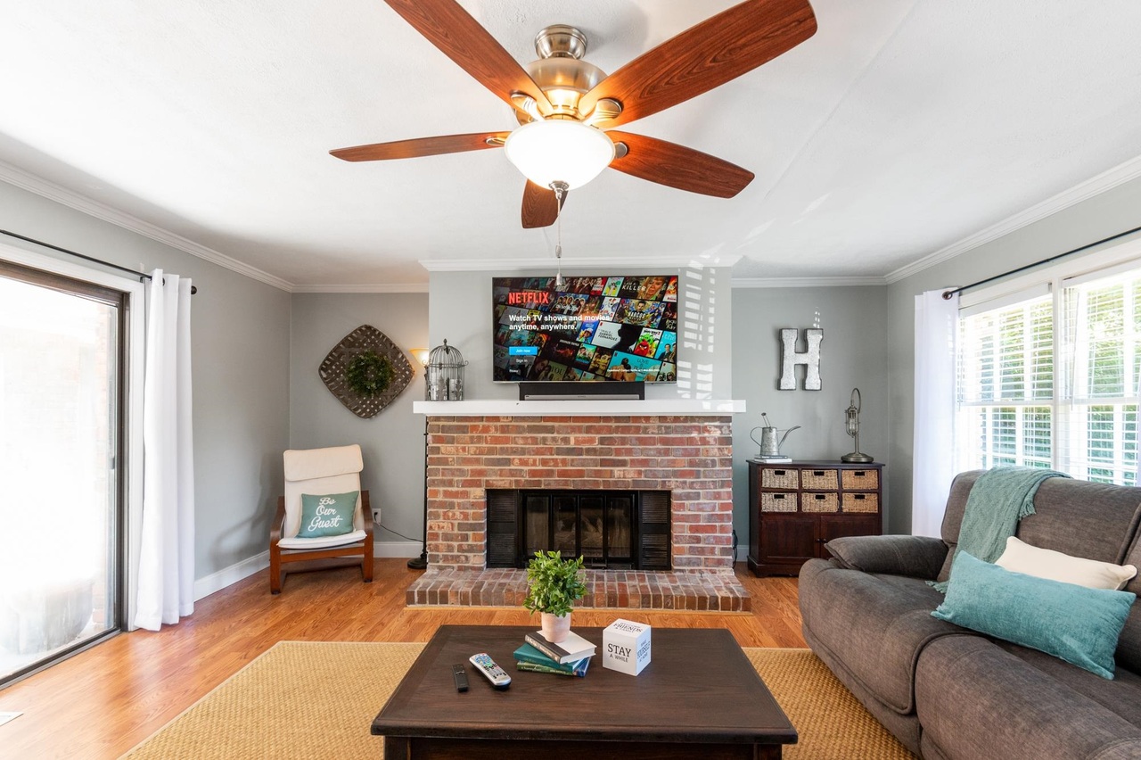 3926 Pineview Drive Se Property Photo 15
