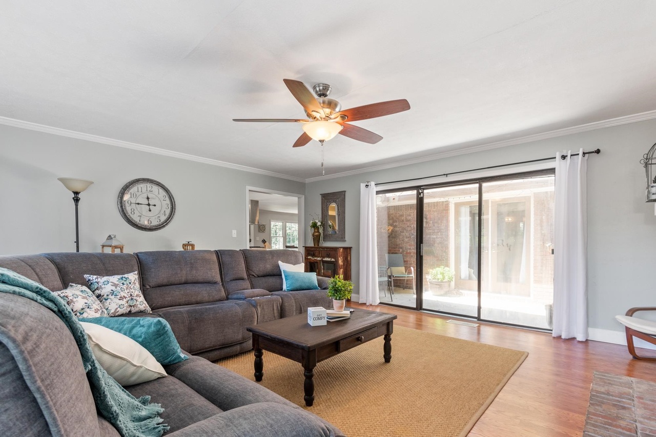 3926 Pineview Drive Se Property Photo 16