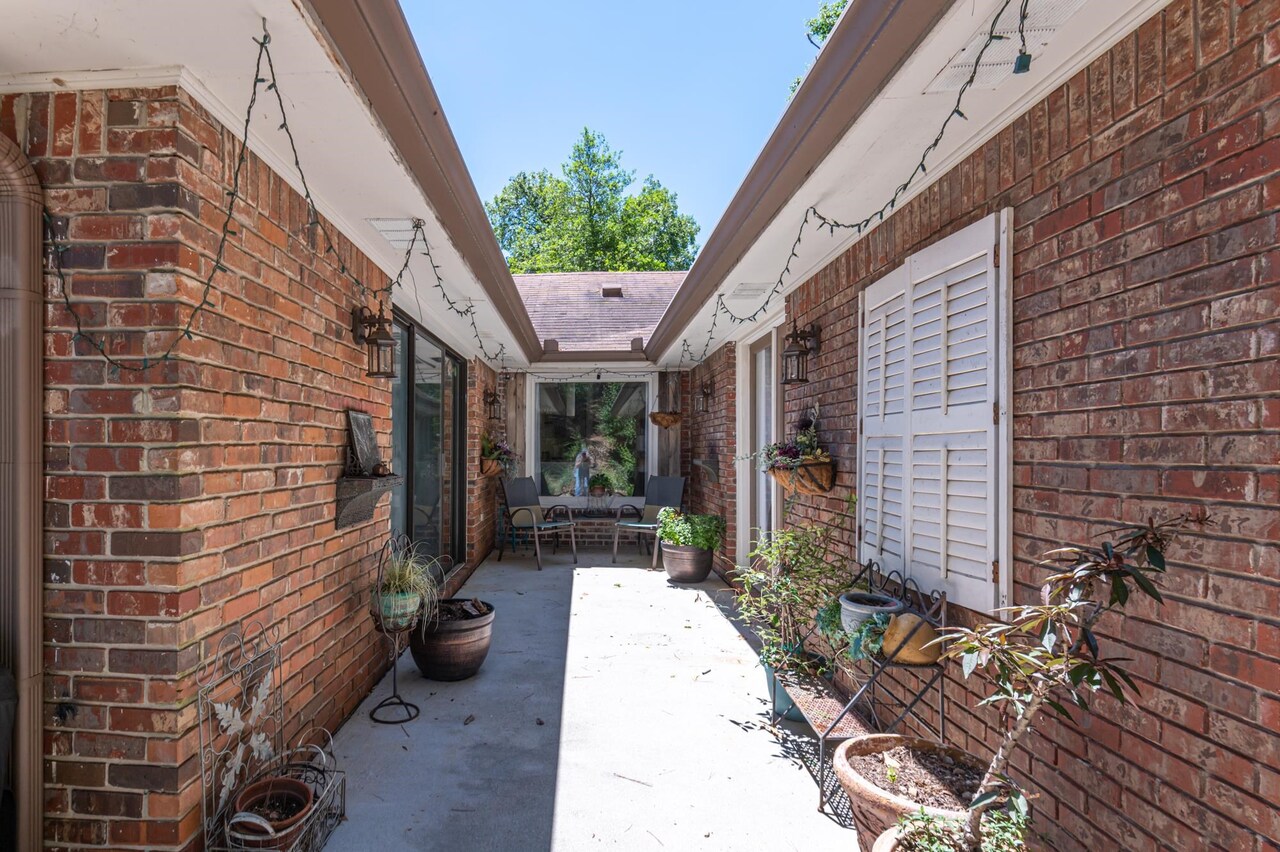 3926 Pineview Drive Se Property Photo 29