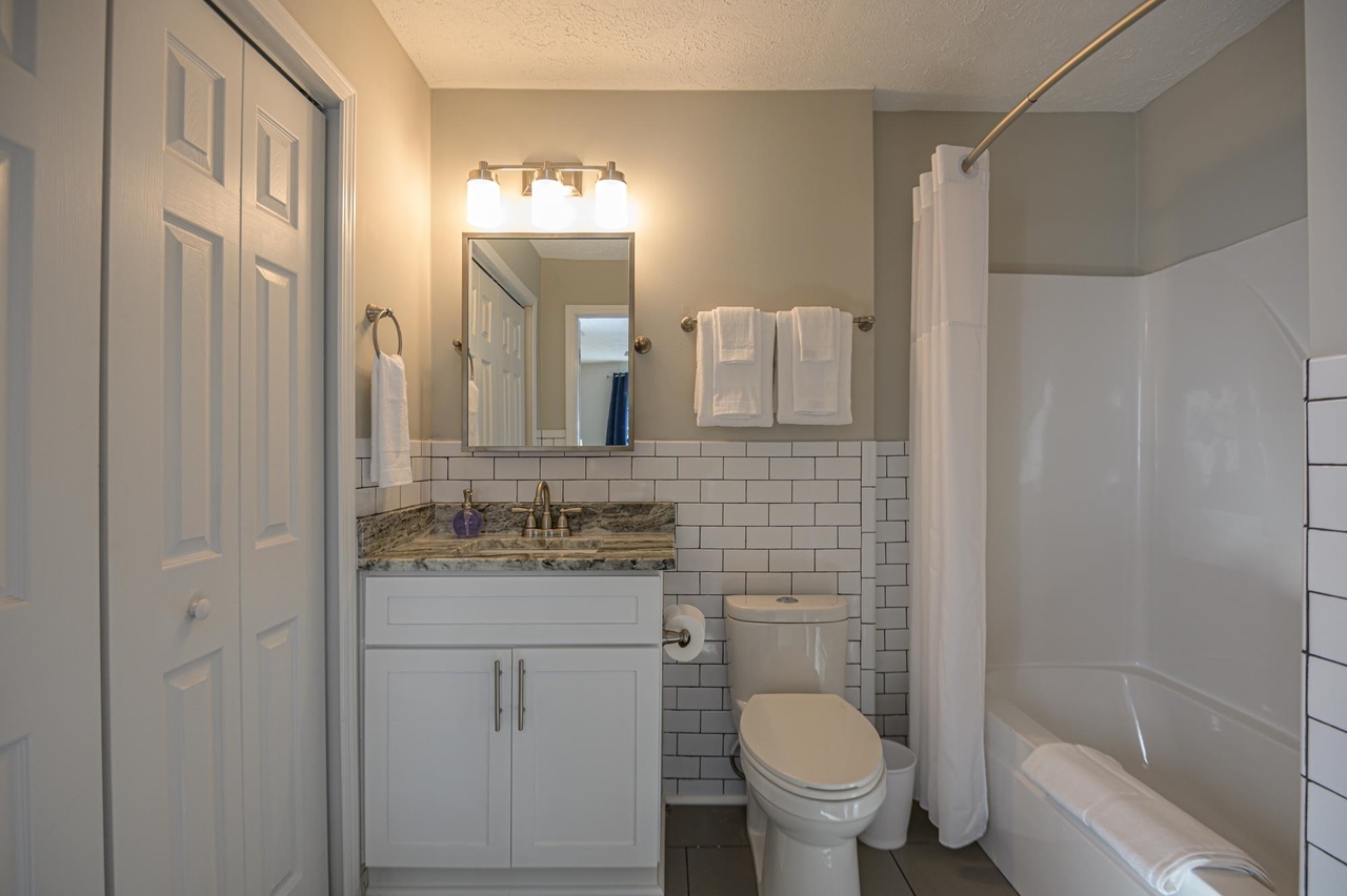 941 Pine Manor Property Photo 15