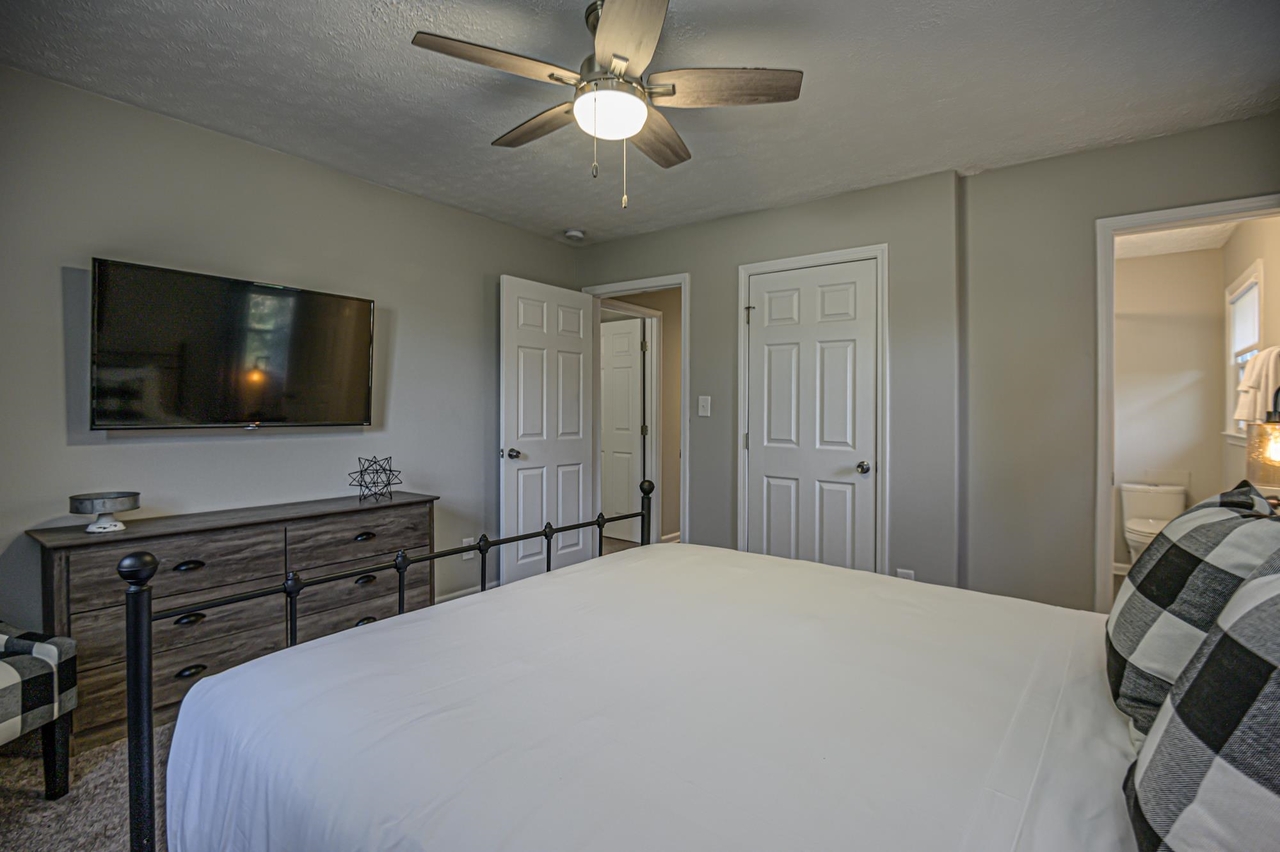 941 Pine Manor Property Photo 23