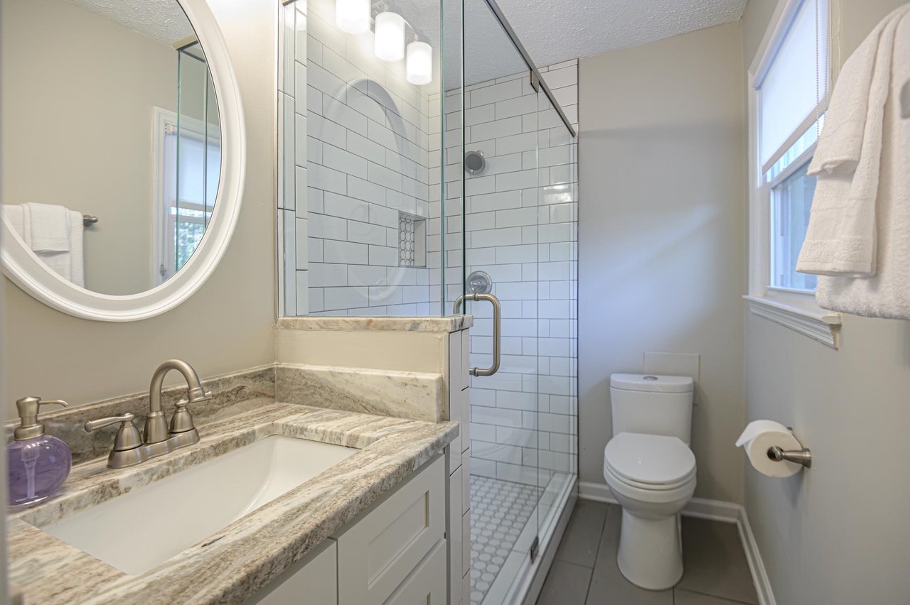 941 Pine Manor Property Photo 24
