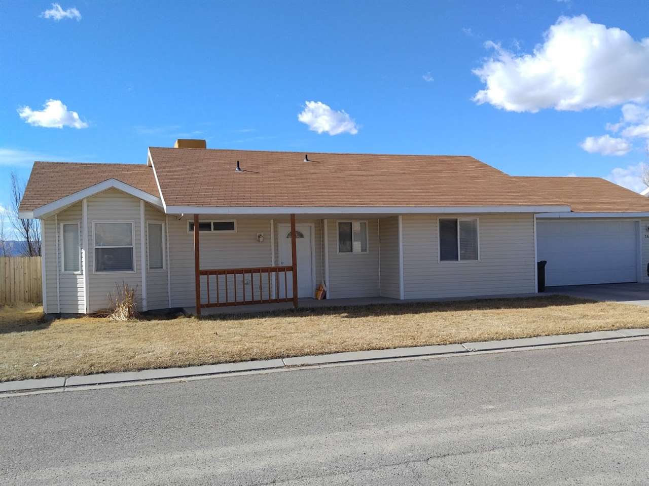 381 1/2 Dry Fork Way Property Photo 1