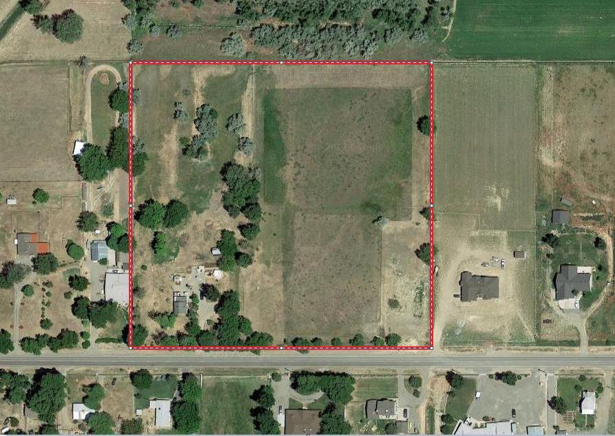 1866 J Road Property Photo 1