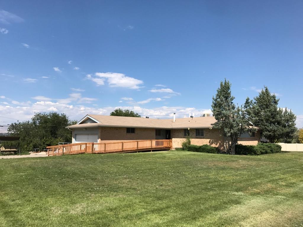2114 Sequoia Road Property Photo 1