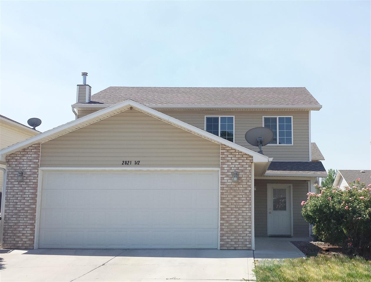 2821 1/2 Village Park Drive Property Photo 1