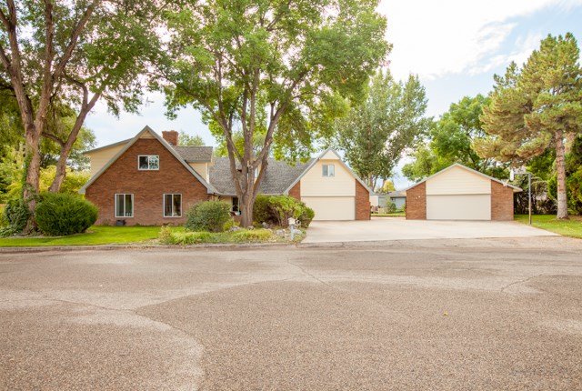 2180 Meadows Court Property Photo 1