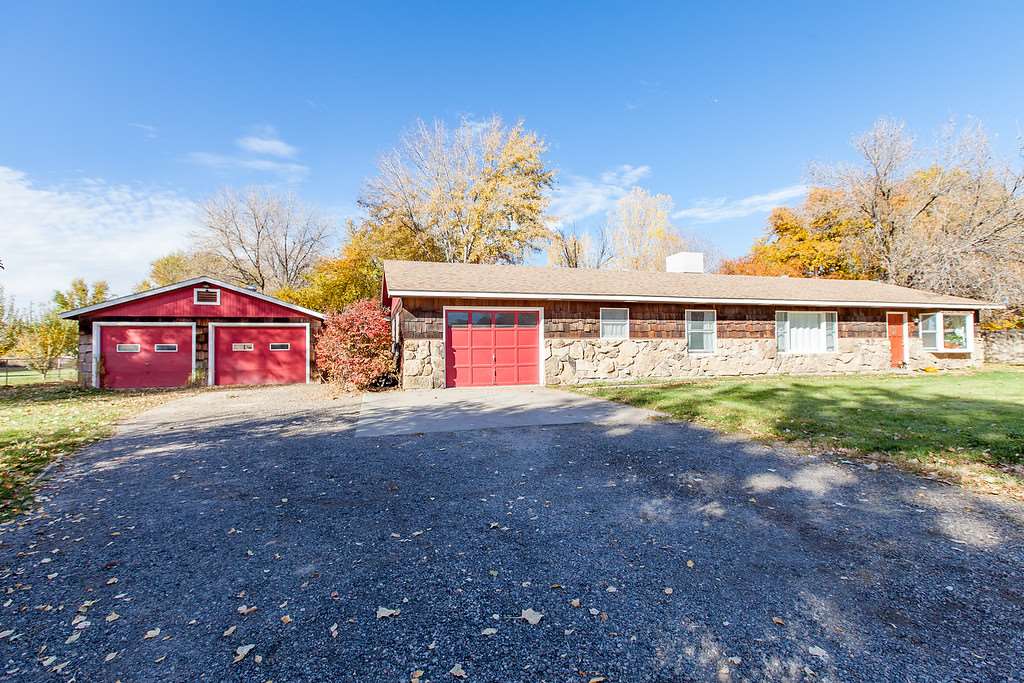 1097 Wallace Street Property Photo 1