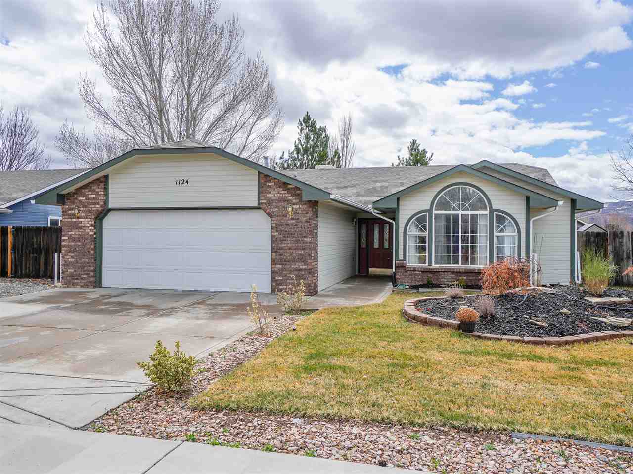 1124 Aquarius Avenue Property Photo 1