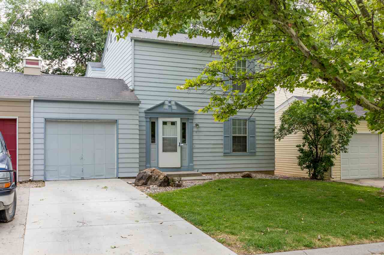 4 Chablis Court Property Photo 1