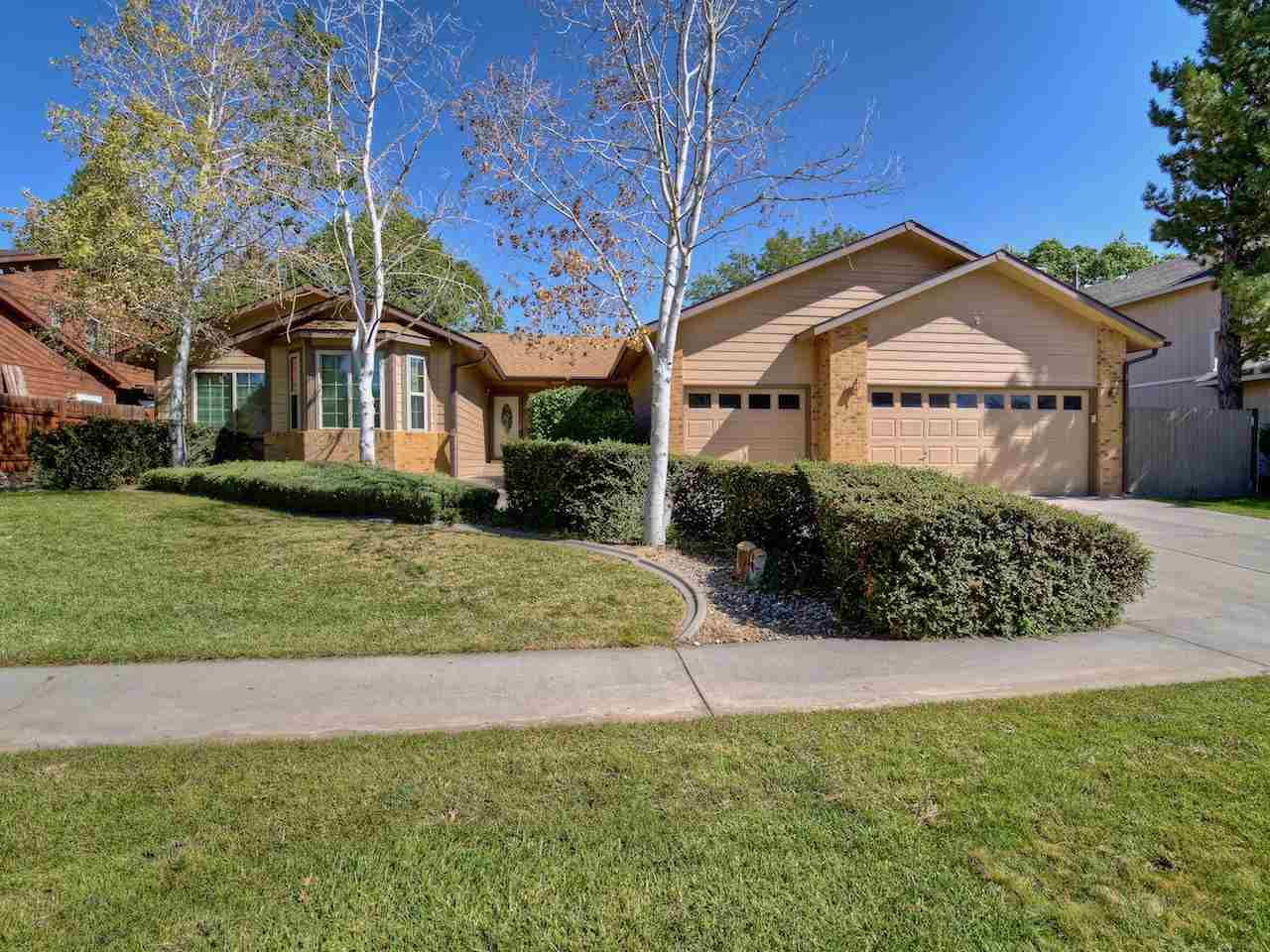 3620 Applewood Street Property Photo 1
