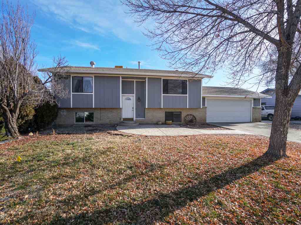 298 Dartmouth Lane Property Photo 1