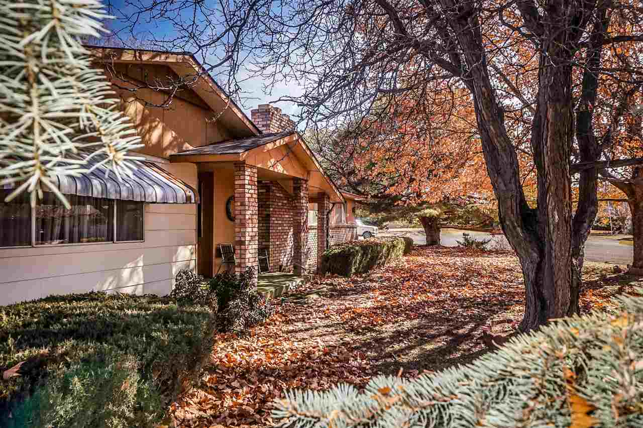 2222 Twilight Lane Property Photo 1