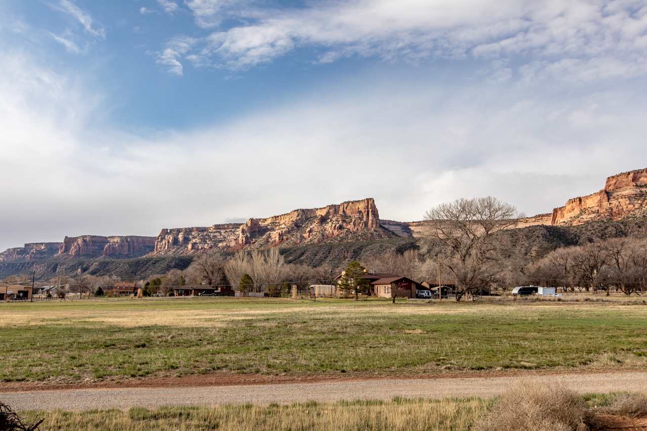 641 19 1/2 Road Property Photo 1
