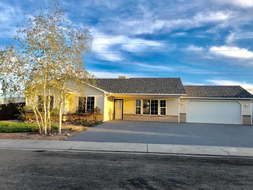651 Garrett Way Property Photo 1