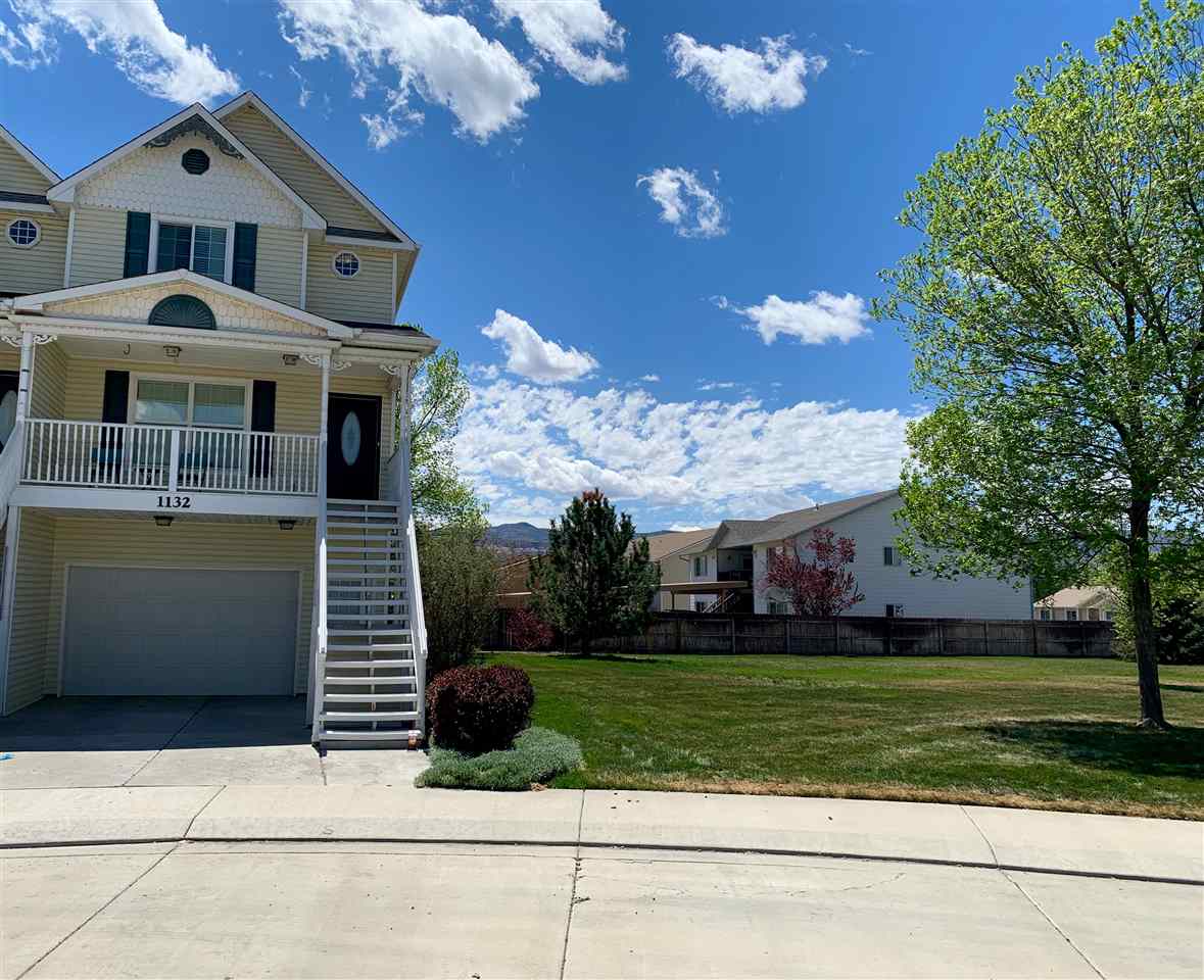 1132 Windsor Park Drive Property Photo 1