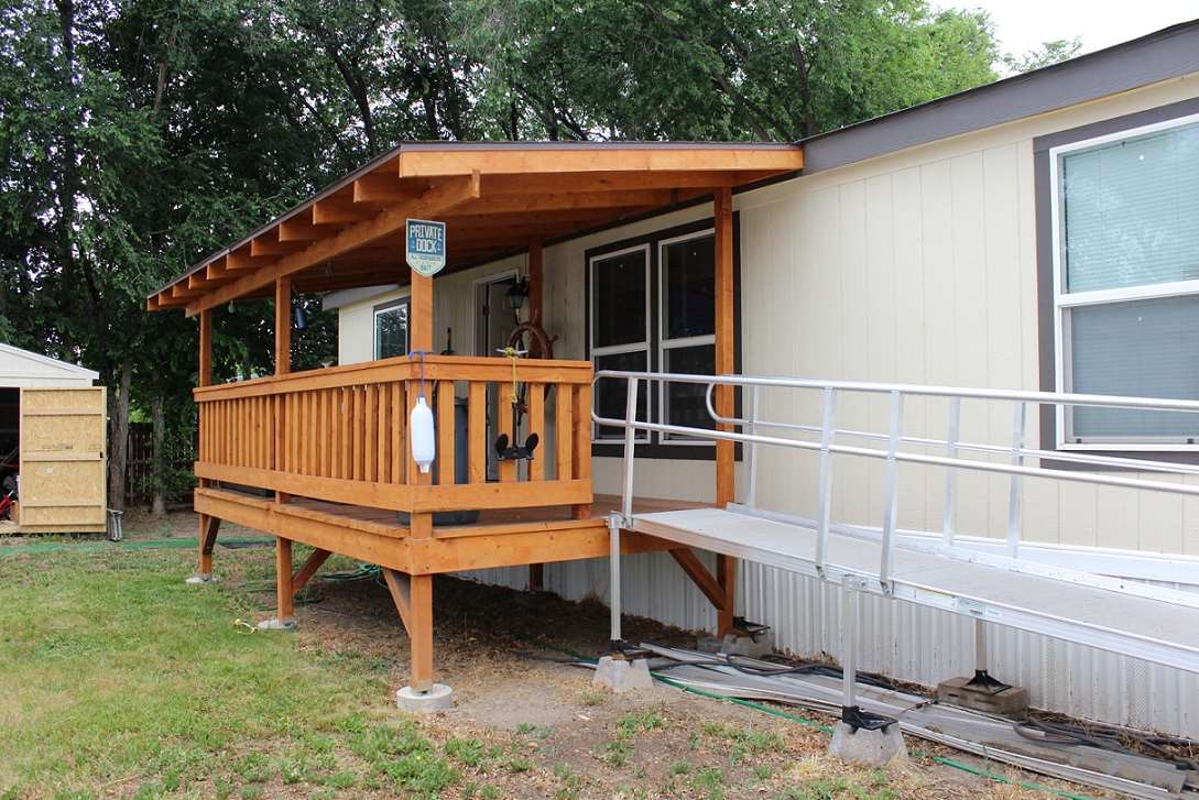 585 25 1/2 Road Property Photo 1
