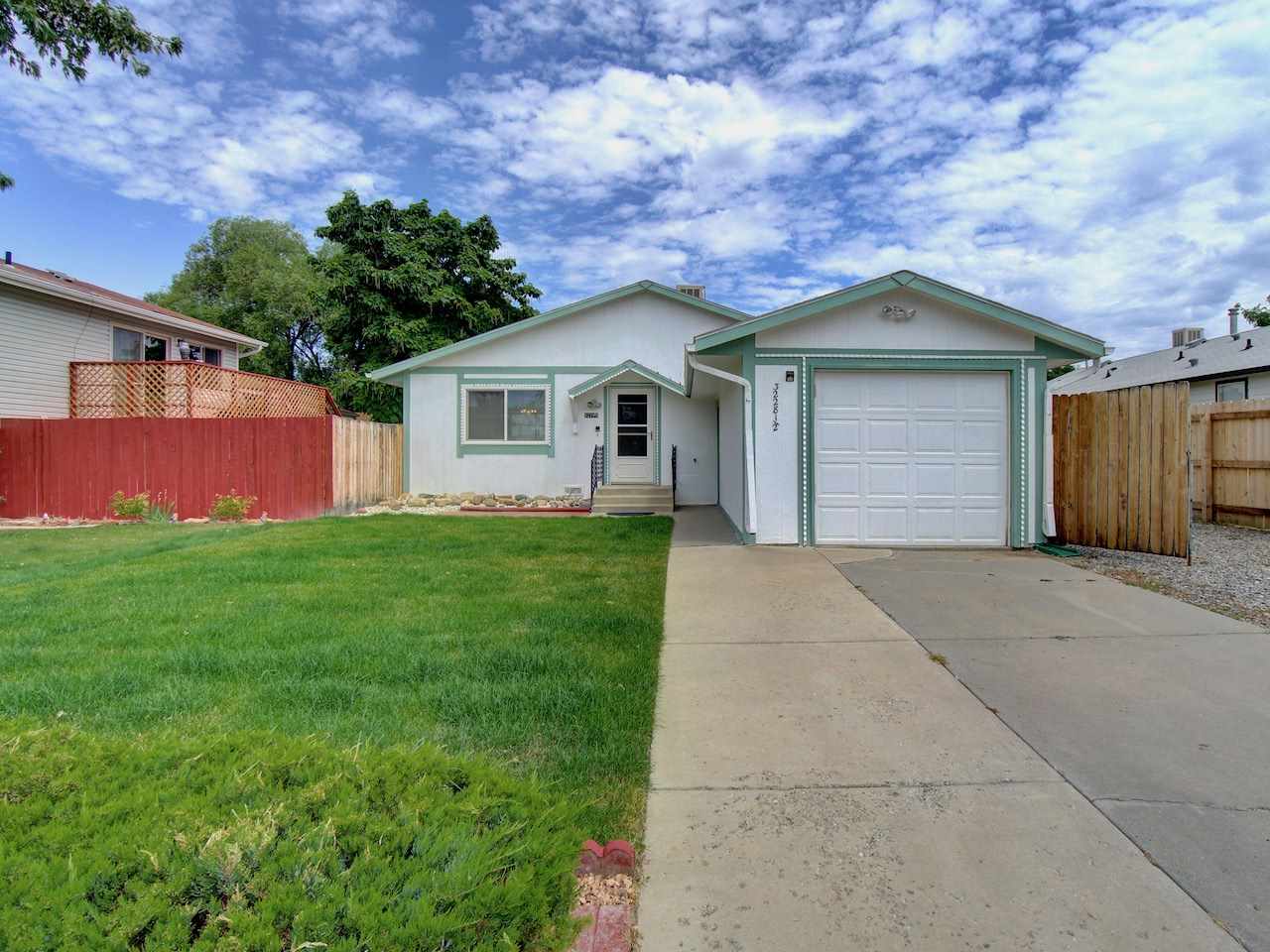 3228 1/2 Mesa Avenue Property Photo 1
